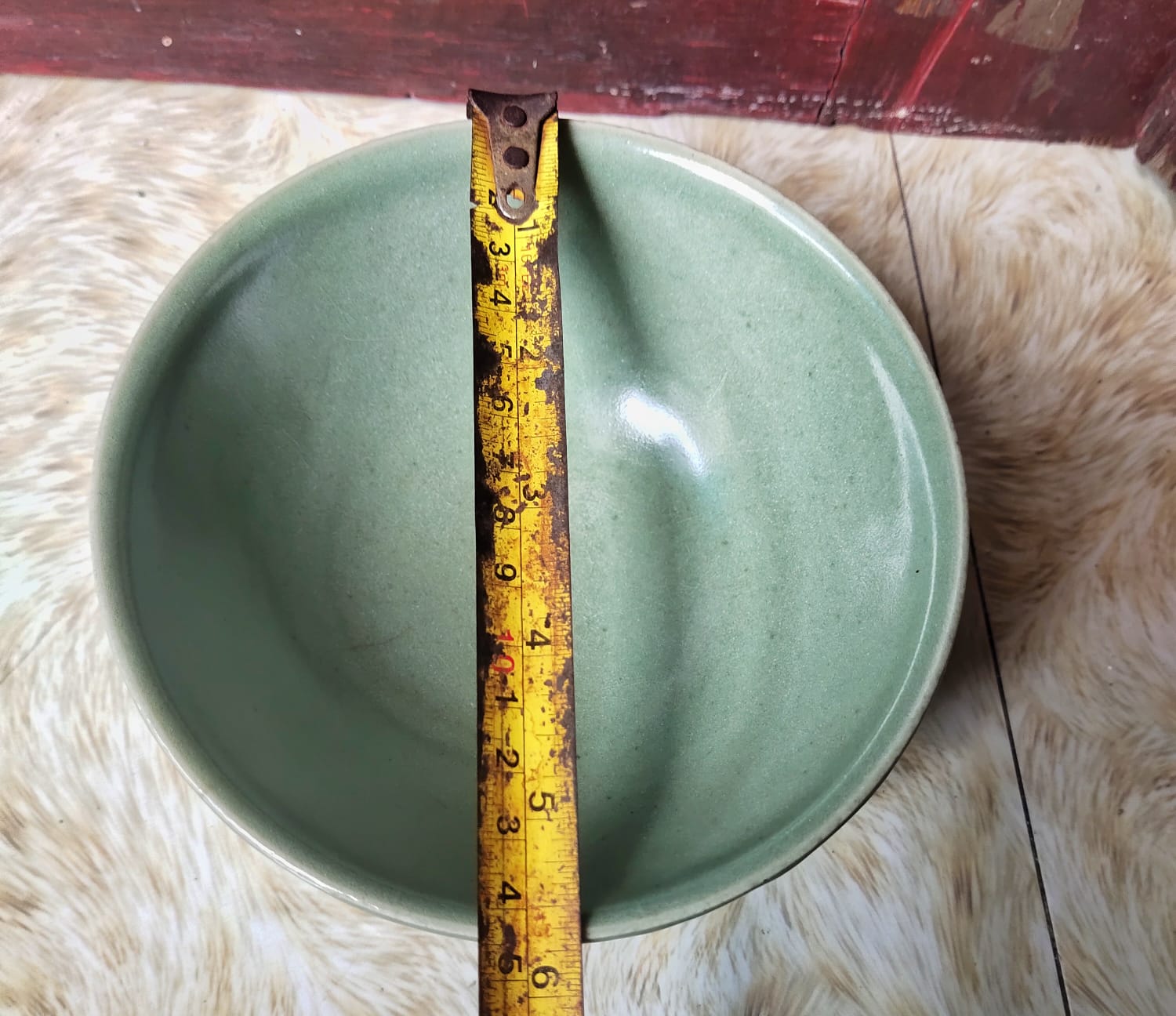 Song Dynasty Celadon Bowl - Chinese Porcelain | ArtefactsHunter