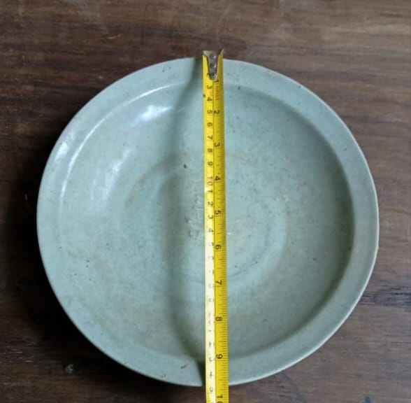 Song Dynasty Plate - Chinese Porcelain | ArtefactsHunter