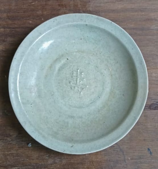 Song Dynasty Plate - Chinese Porcelain | ArtefactsHunter