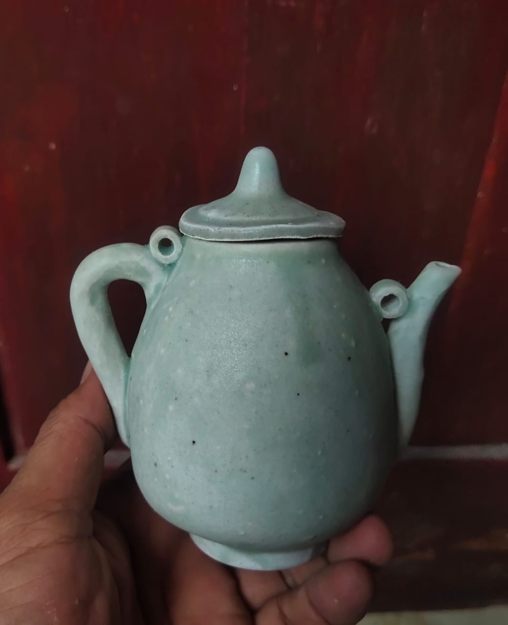 Chinese porcelain | Estimated Yuan | Small Ewer