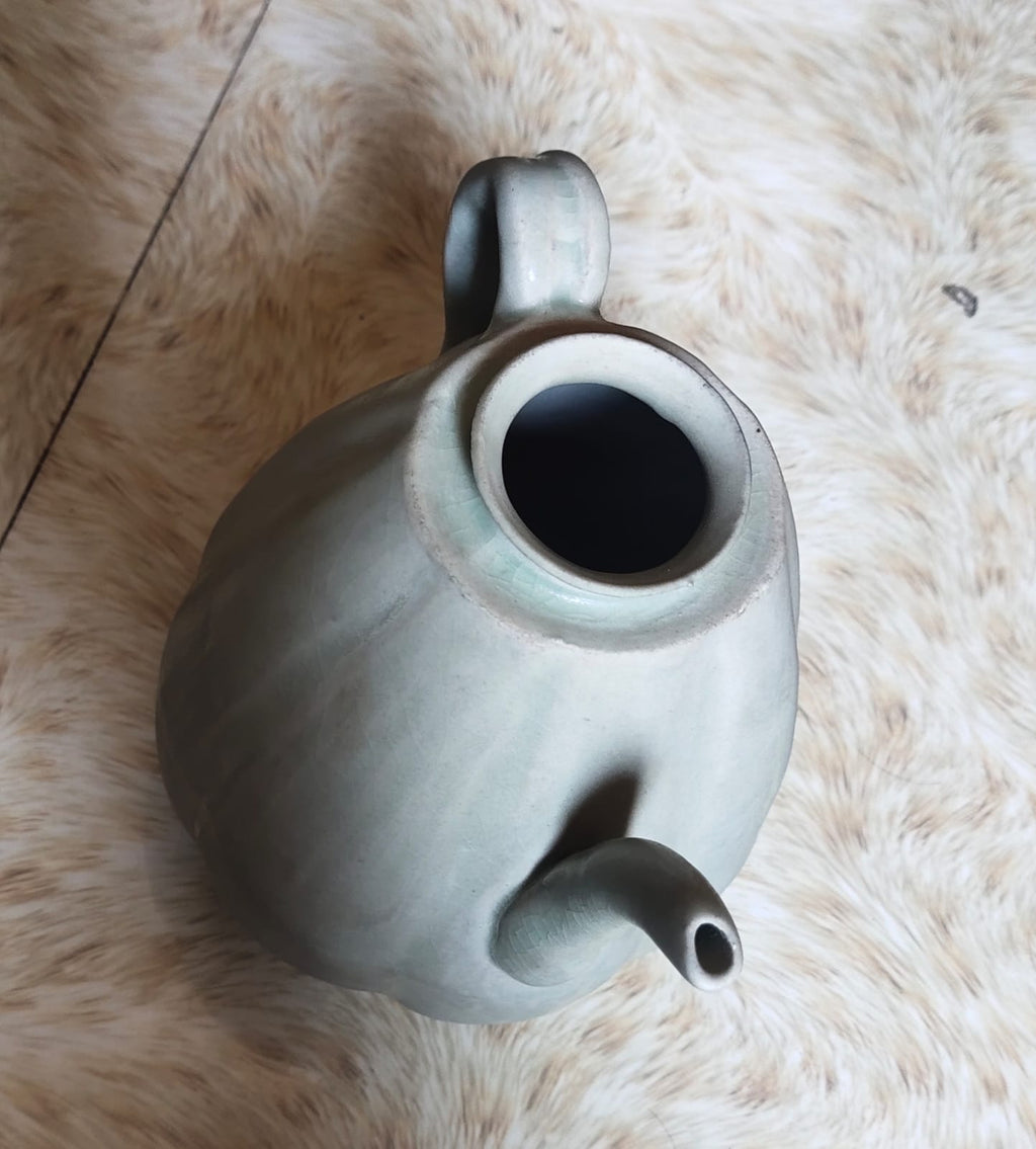 Chinese porcelain | Estimated Song | White Ewer 15 cm