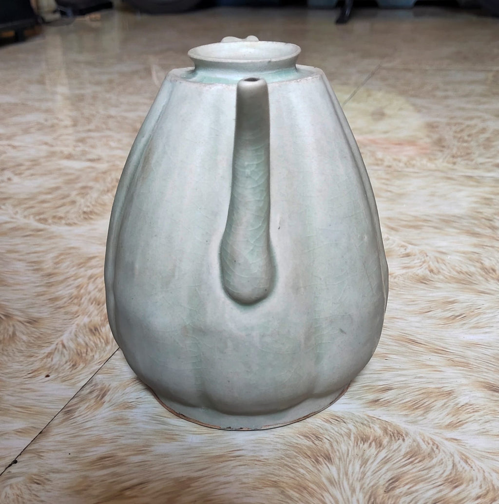 Chinese porcelain | Estimated Song | White Ewer 15 cm
