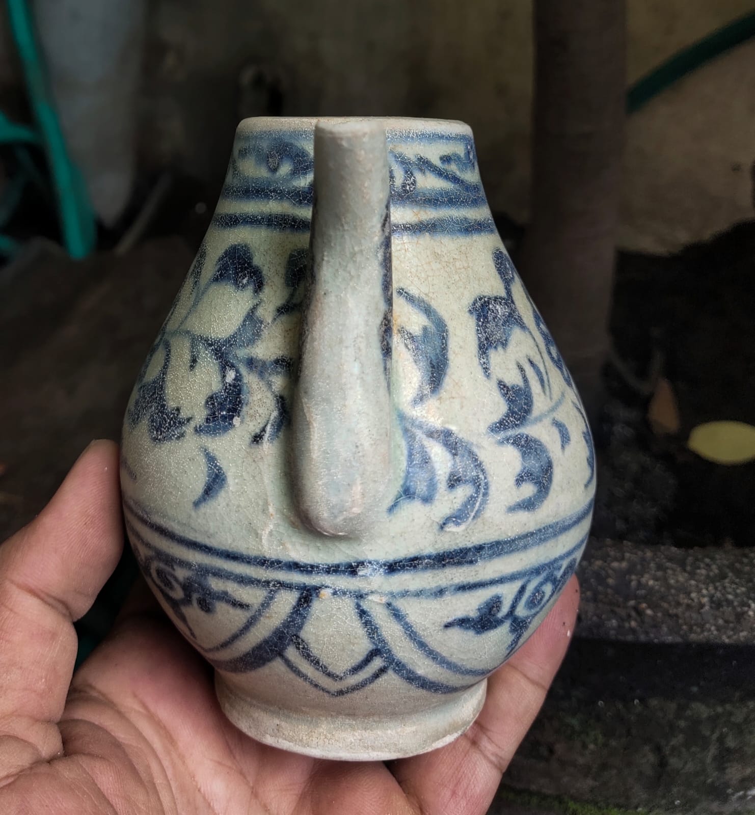 Chinese porcelain | Estimated Yuan | Small BW Ewer