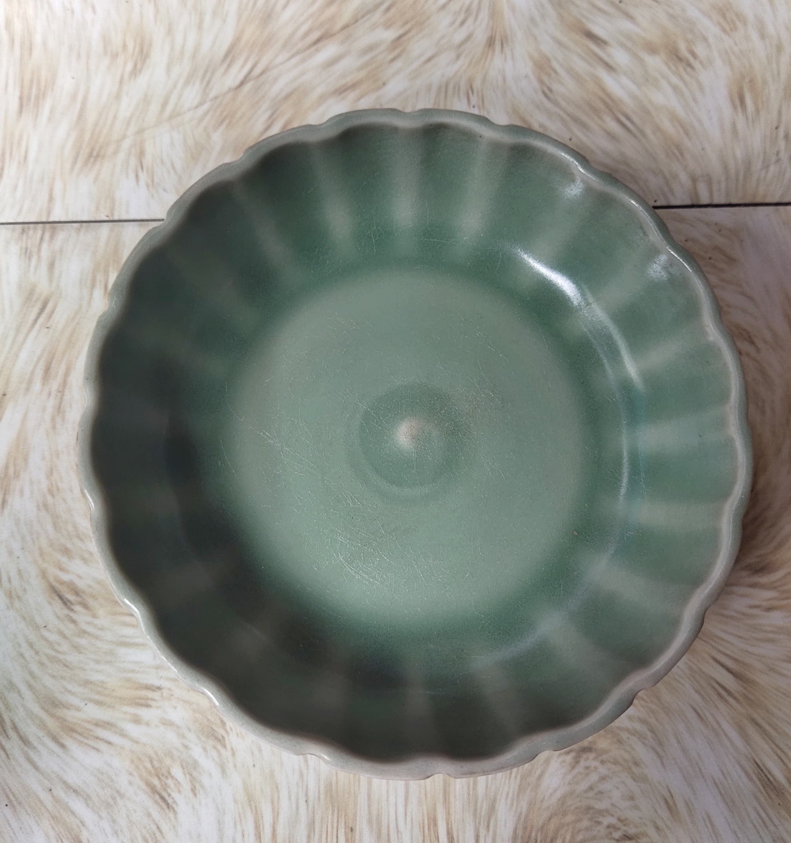 Chinese porcelain | Estimated Yuan Ming | Celadon Small Bowl