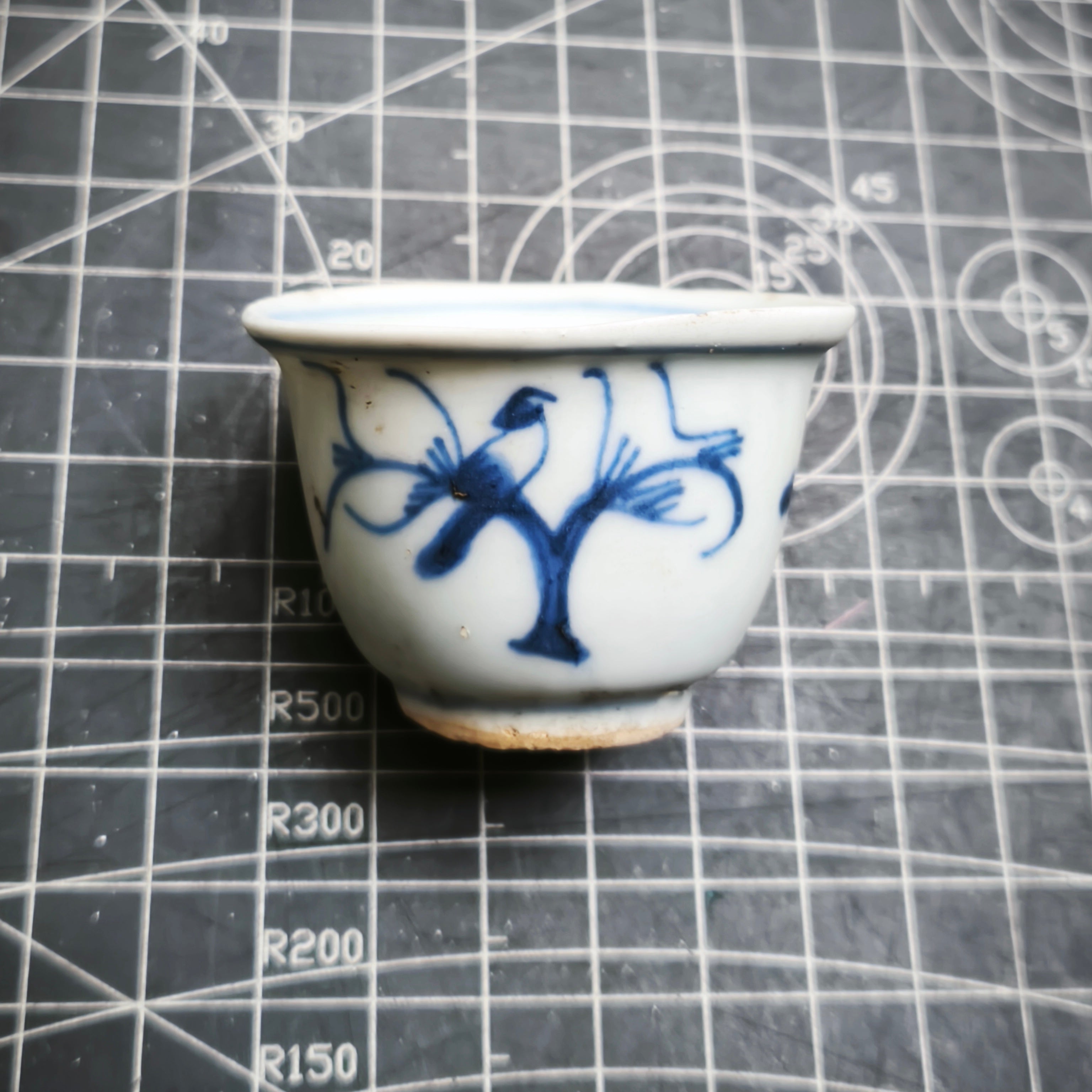 Ming Dynasty Porcelain Drinking Cup | ArtefactsHunter