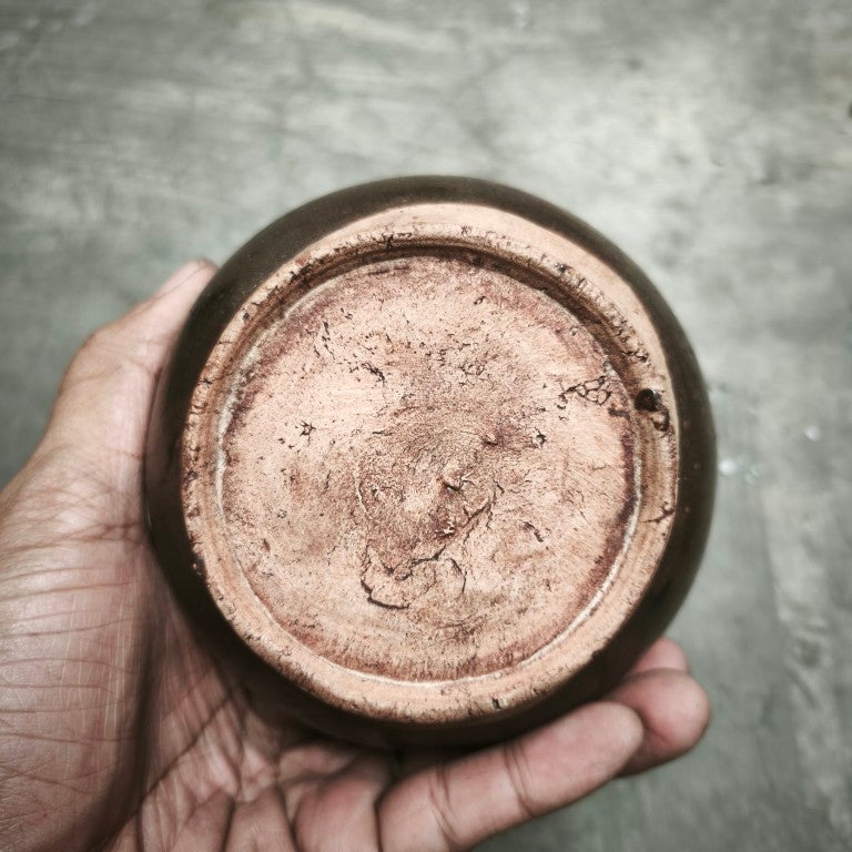 Song Dynasty Brown Glaze bottom