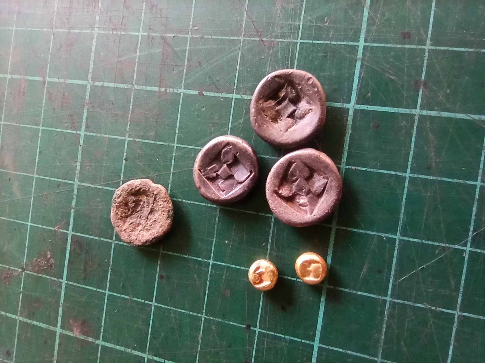 Javanese Kingdom Coins Gold Silver Bronze Majapahit Mataram | ArtefactsHunter