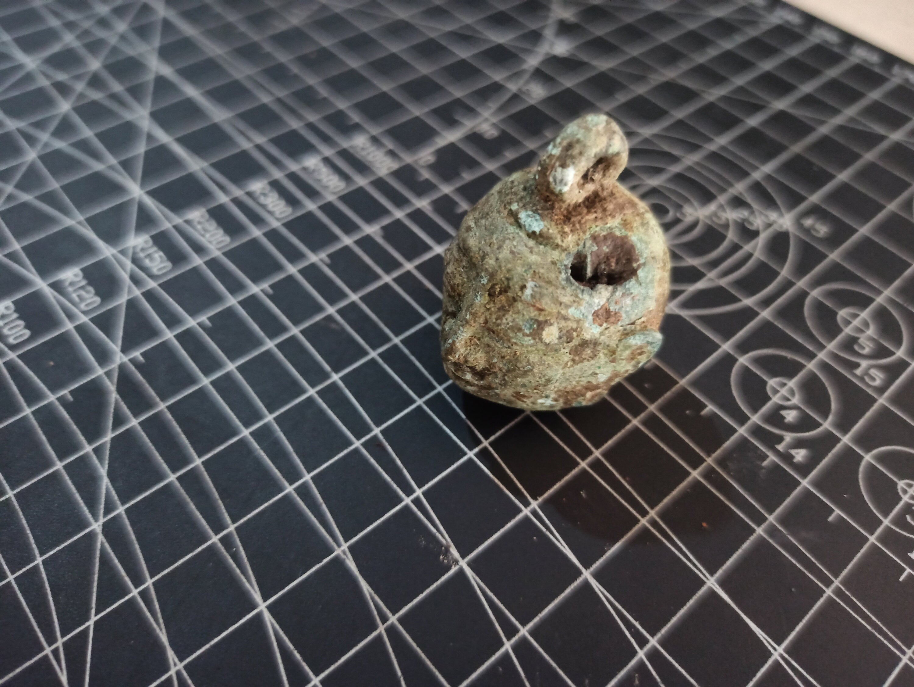 Javanese Bronze Buddha Head Amulet - Uncleaned Metal Detecting Find | ArtefactsHunter