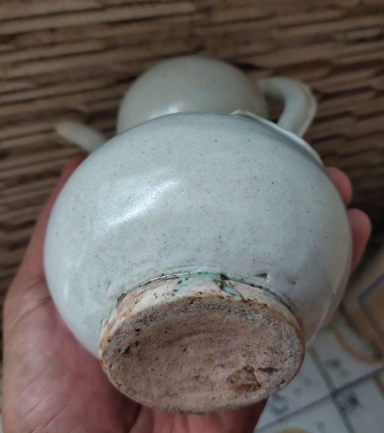 Song Dynasty Chinese Porcelain Ewer | ArtefactsHunter